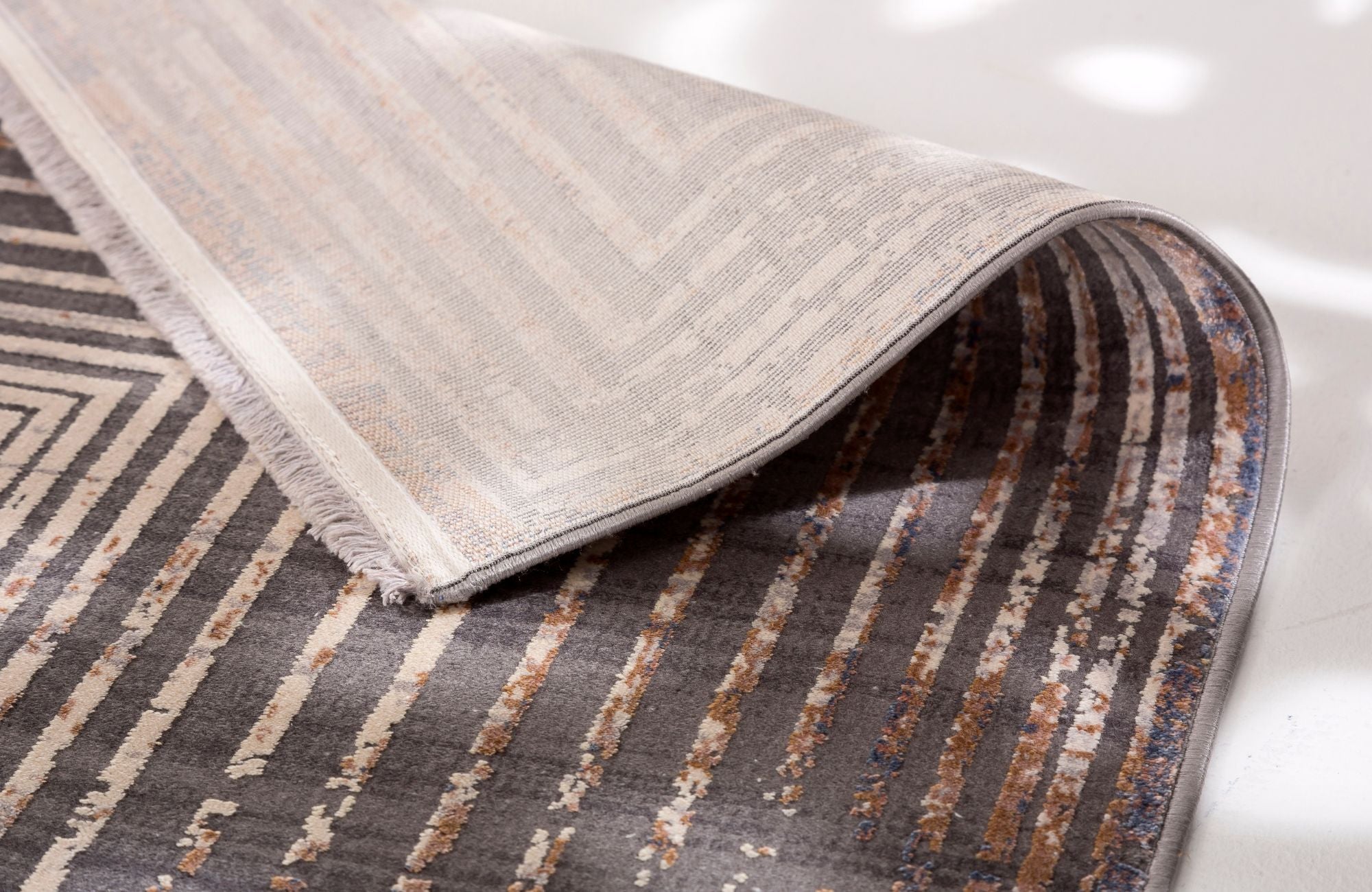 Astra Mirano 6623 Teppich Dunkelgrau/Creme