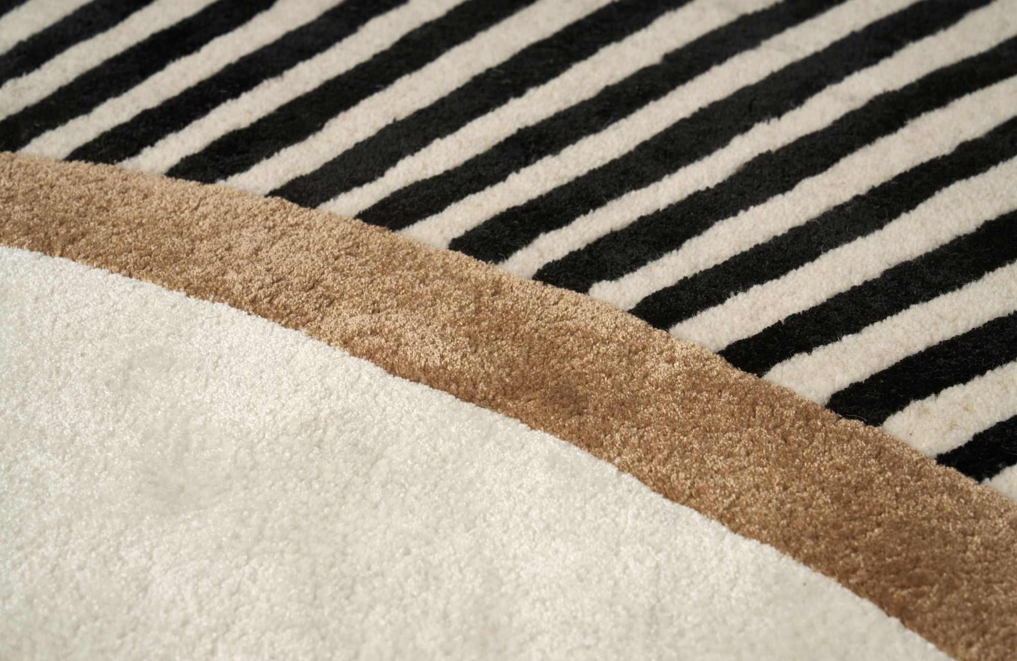 Carpet Decor Amber Teppich Beige